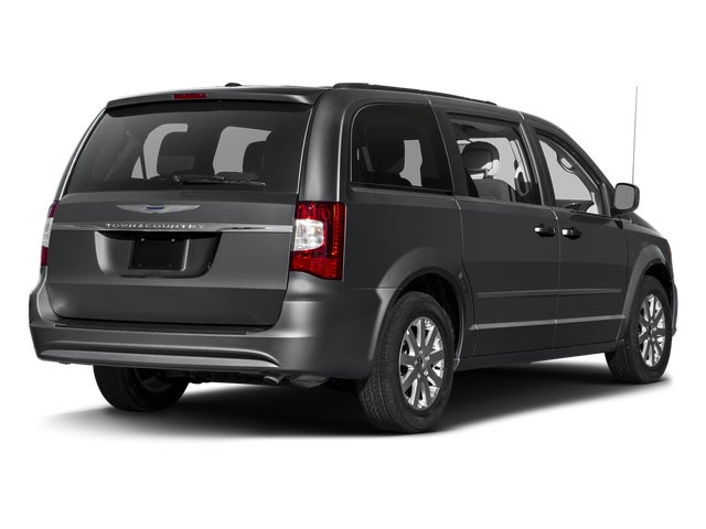 2016 Chrysler Town & Country Touring FWD