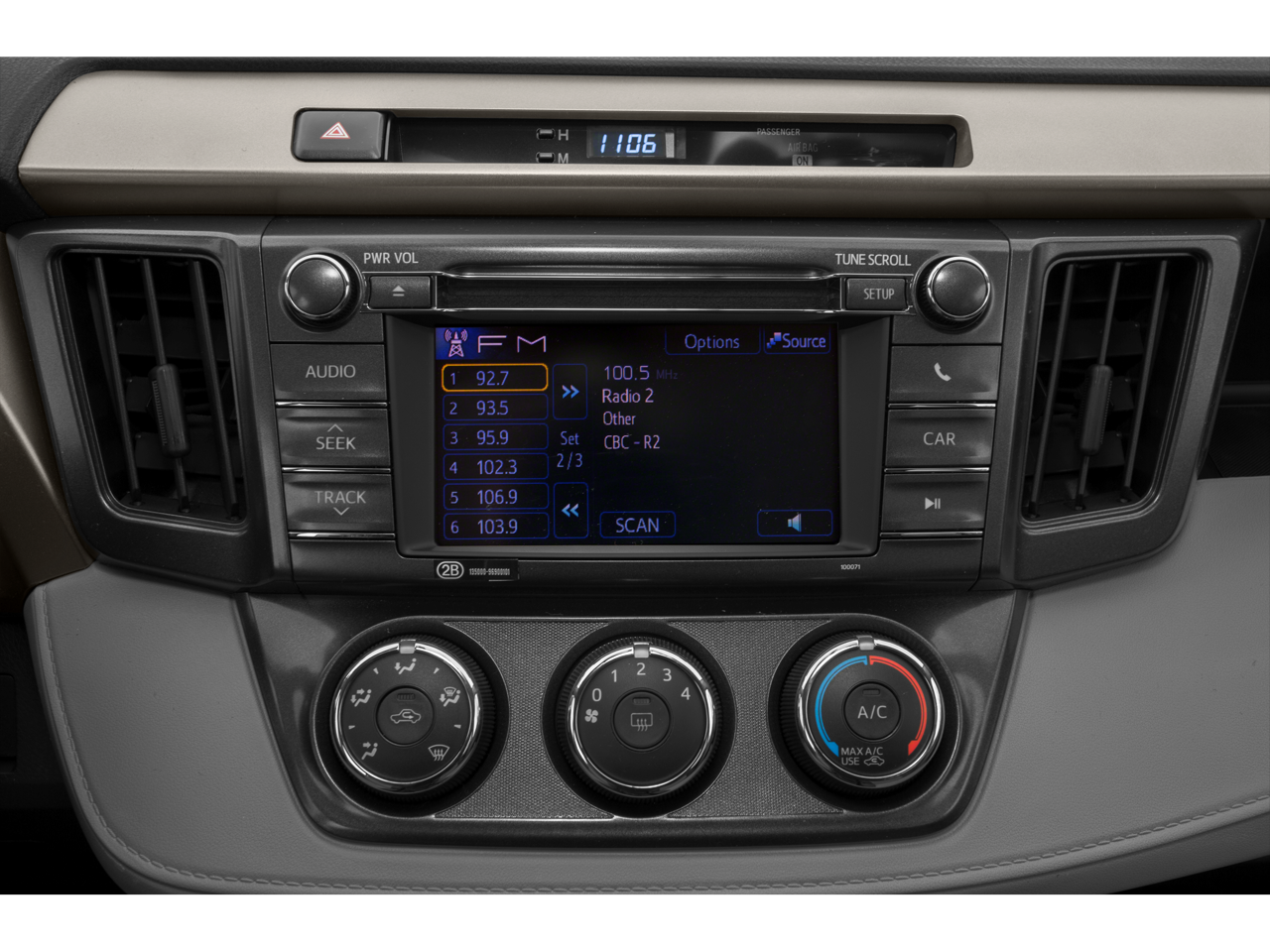 Used 2015 Barcelona Red Metallic Toyota XLE image 26