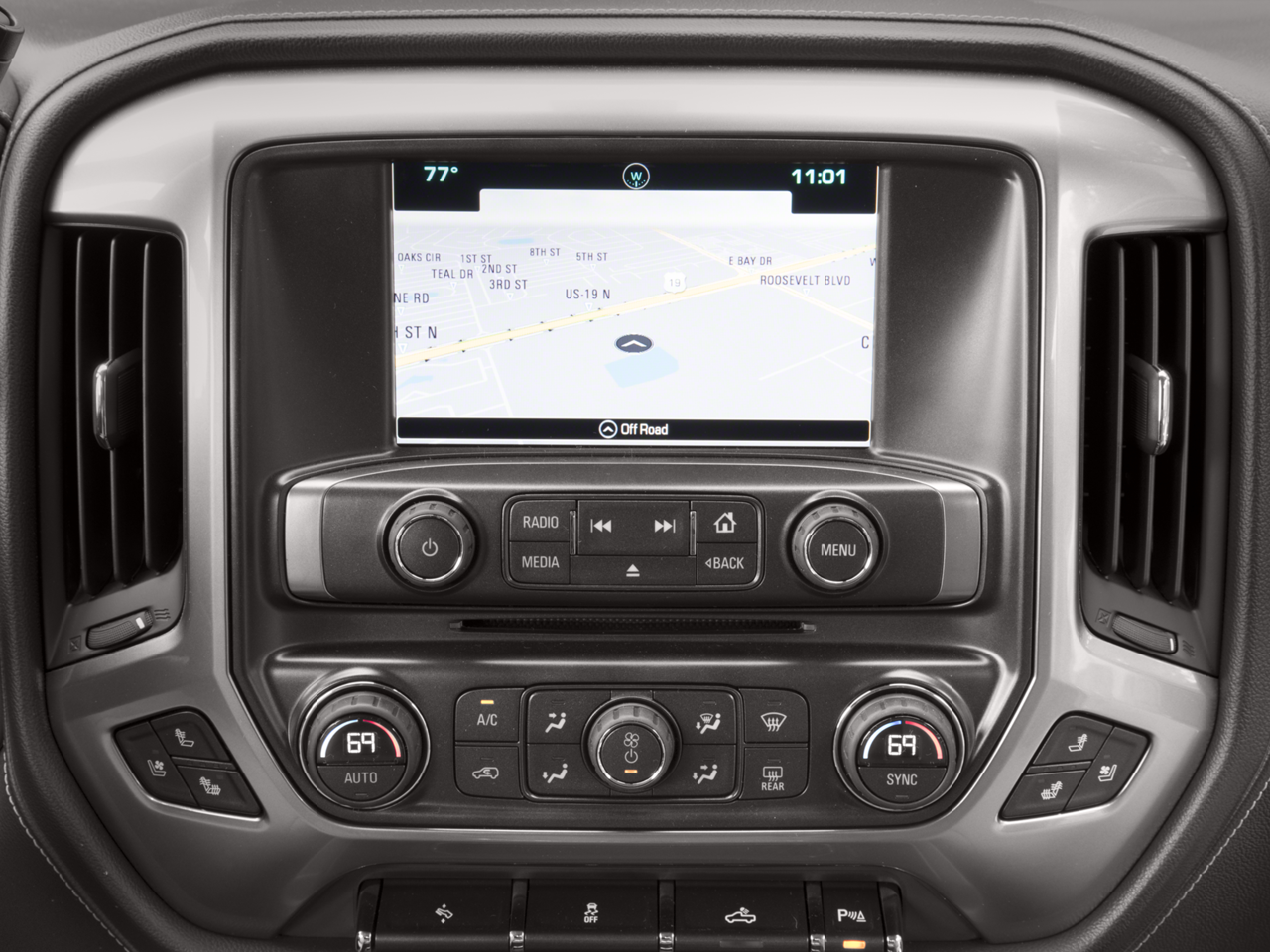 Used 2018 Summit White Chevrolet 1LZ image 33