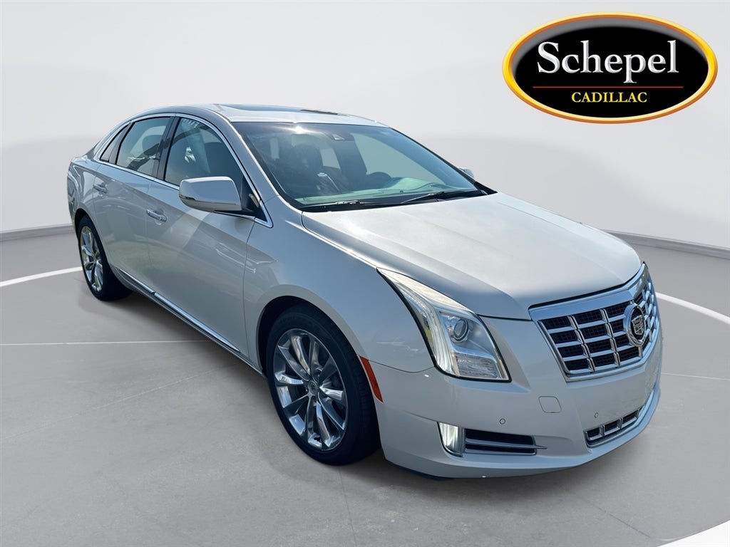 White Diamond Tricoat 2013 Cadillac XTS Sedan Front-Wheel Drive Automatic