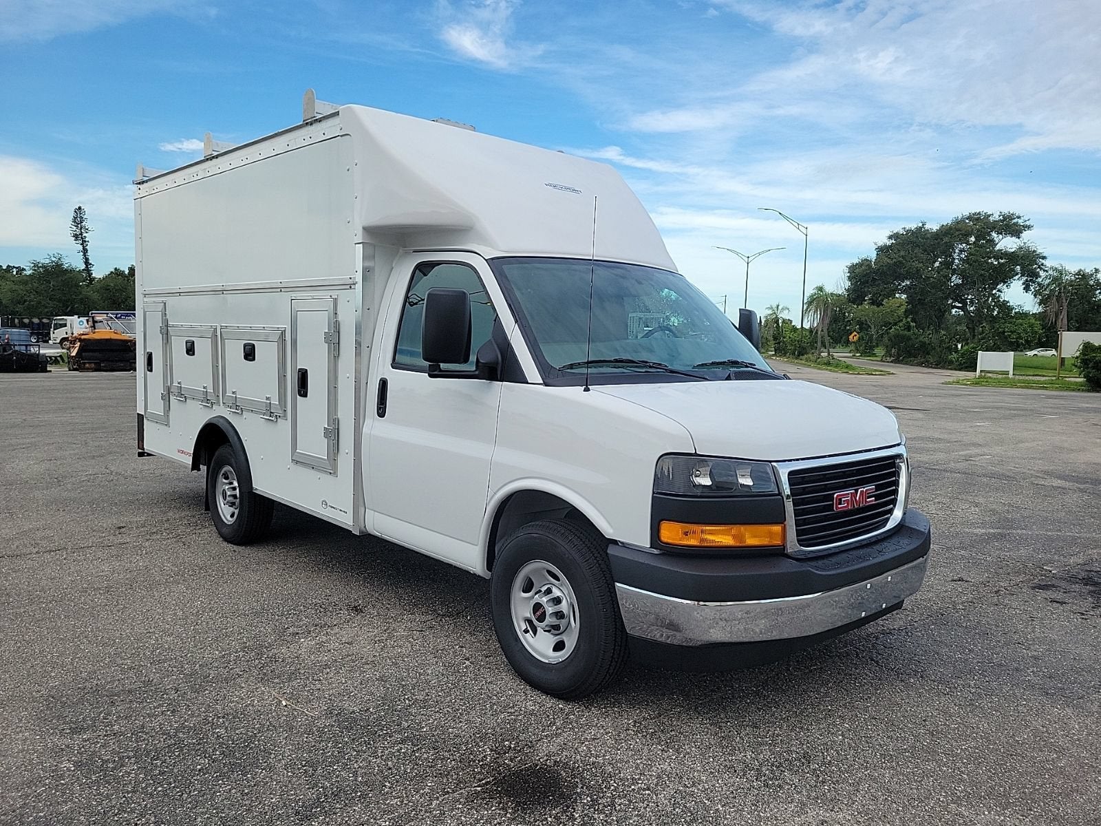 Summit White 2026 GMC Savana Chassis Van Rear-Wheel Drive Automatic