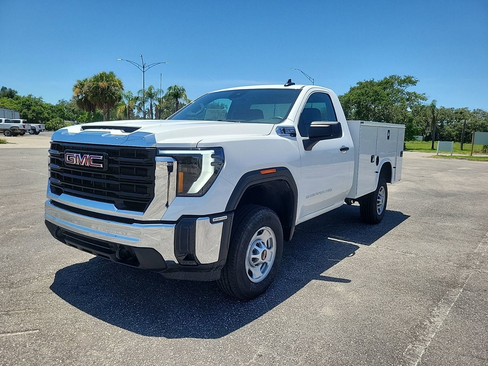 View vehicle photo 2