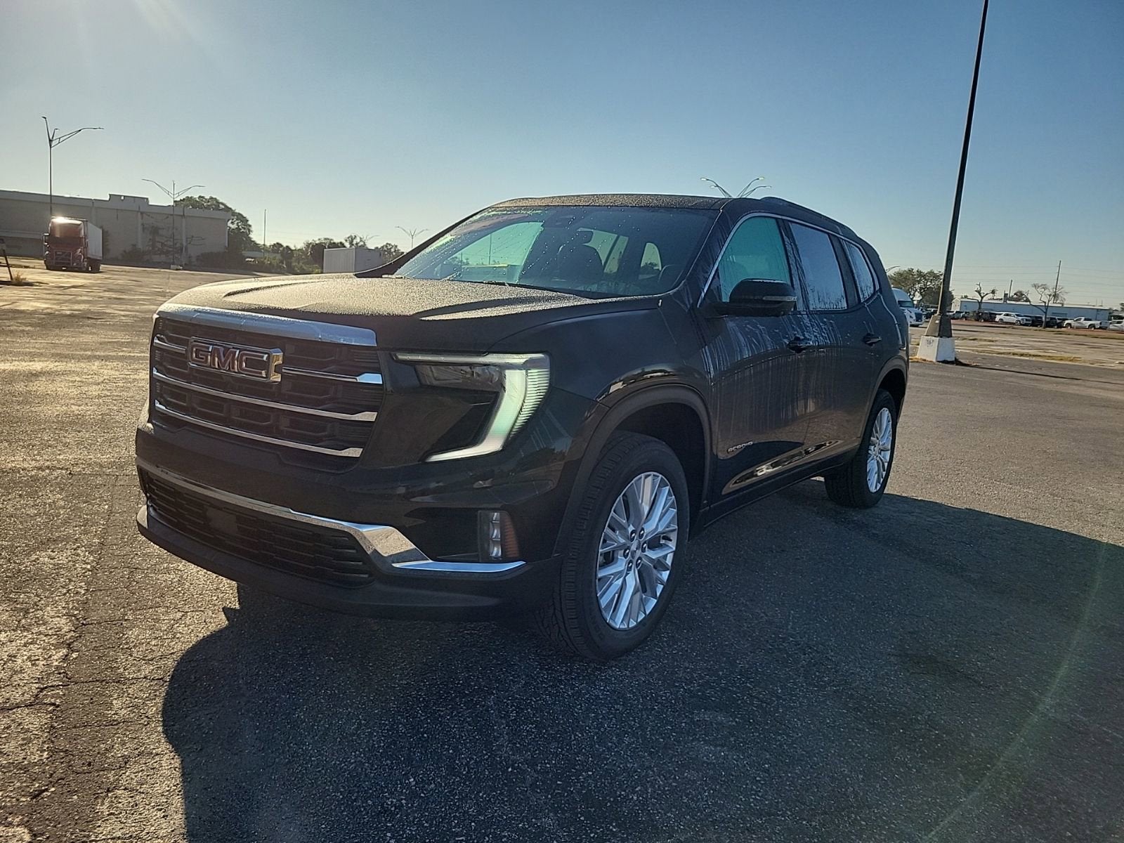 View vehicle photo 2