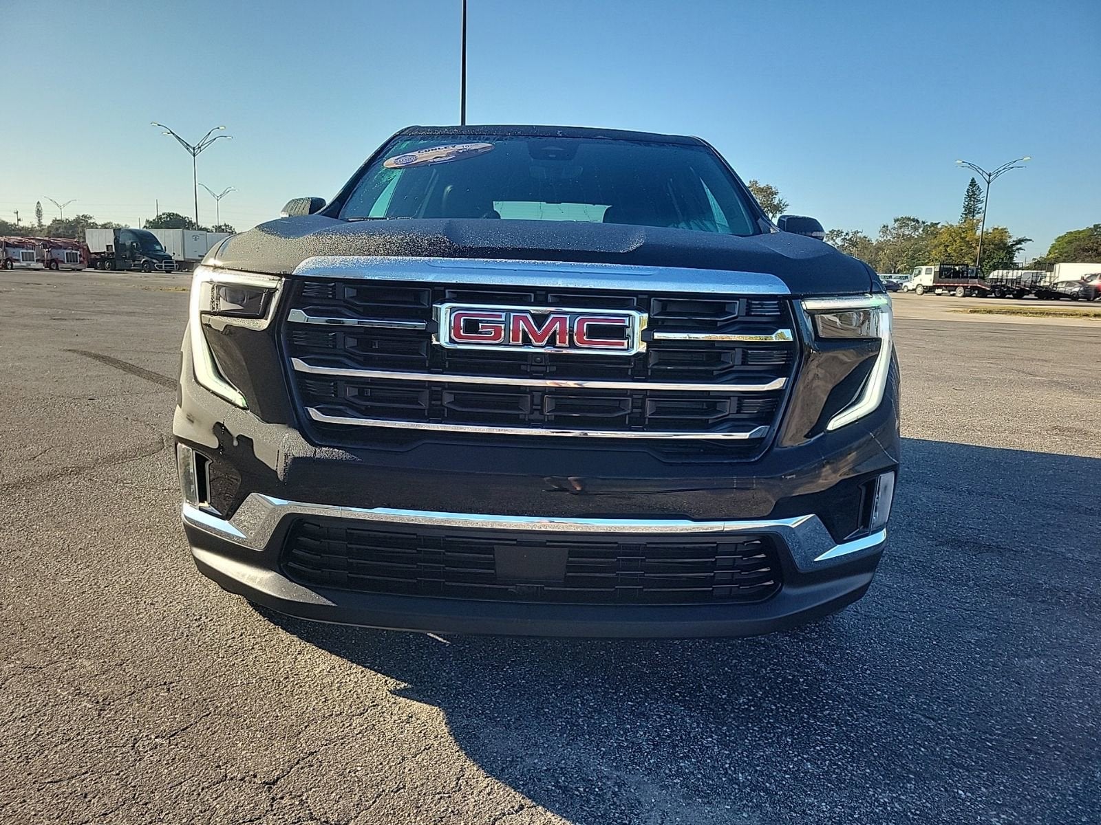 View vehicle photo 3