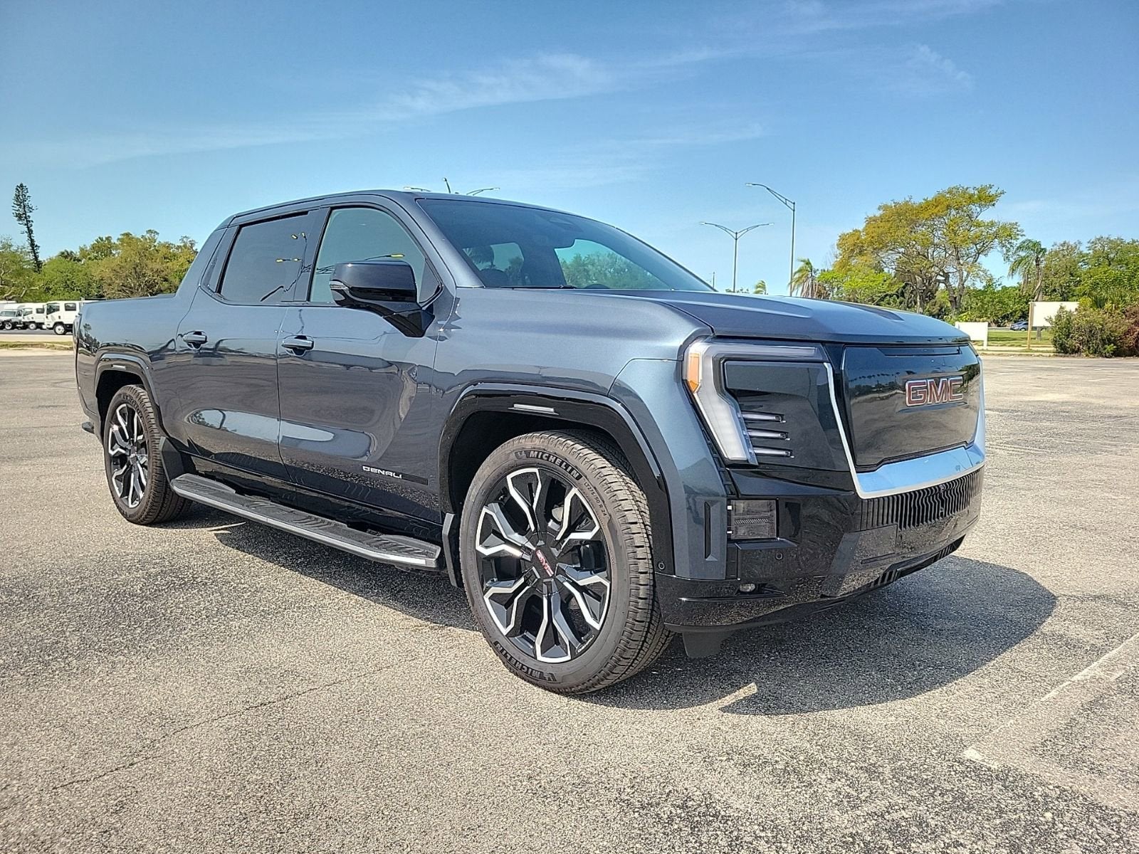 2026 GMC Sierra EV Denali Crew Cab (Max Range) e4WD
