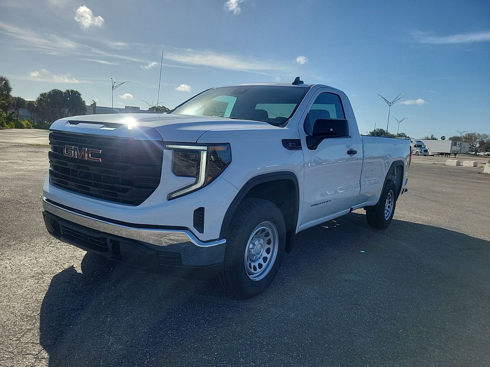 View vehicle photo 2