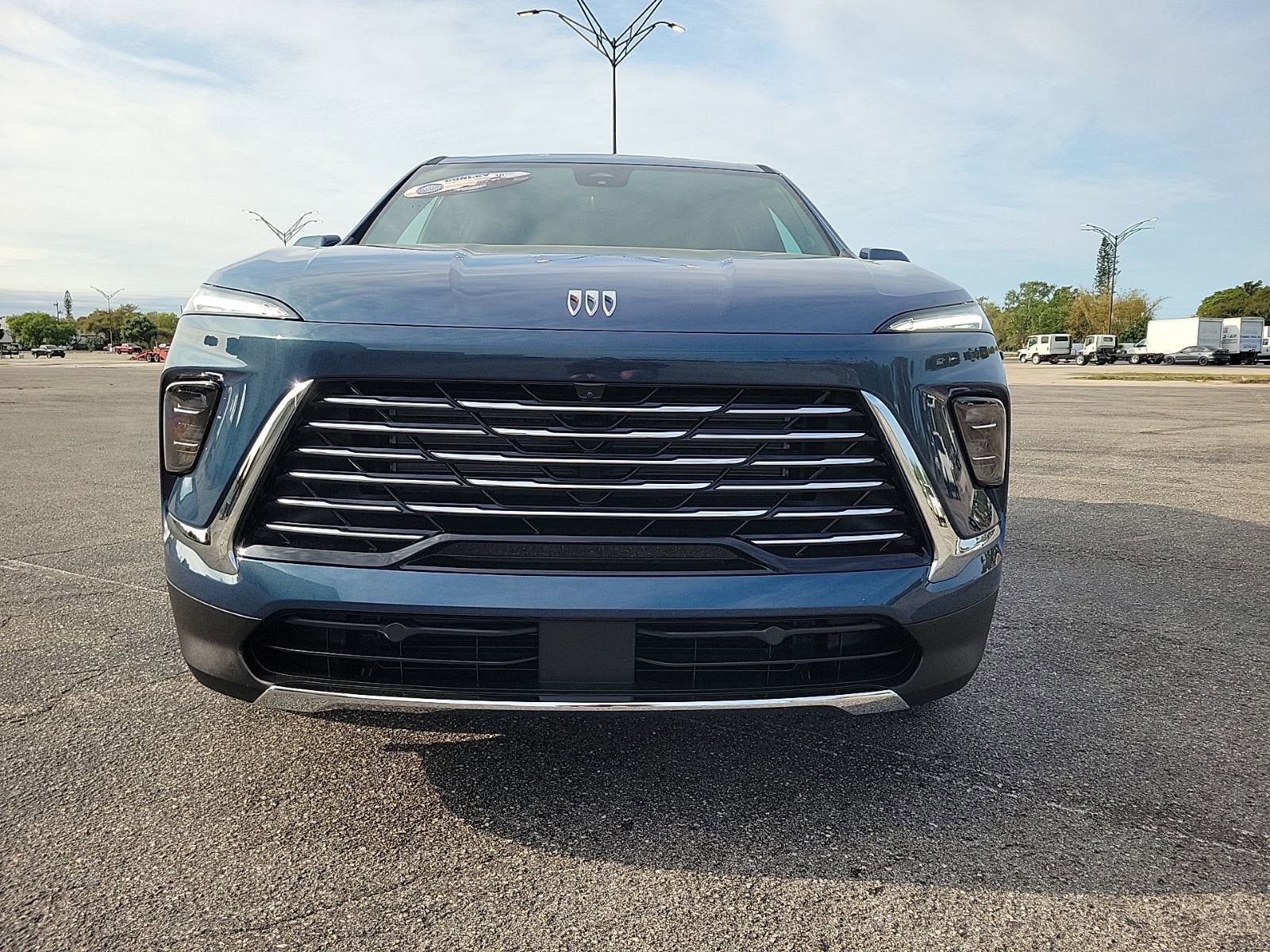 View vehicle photo 3