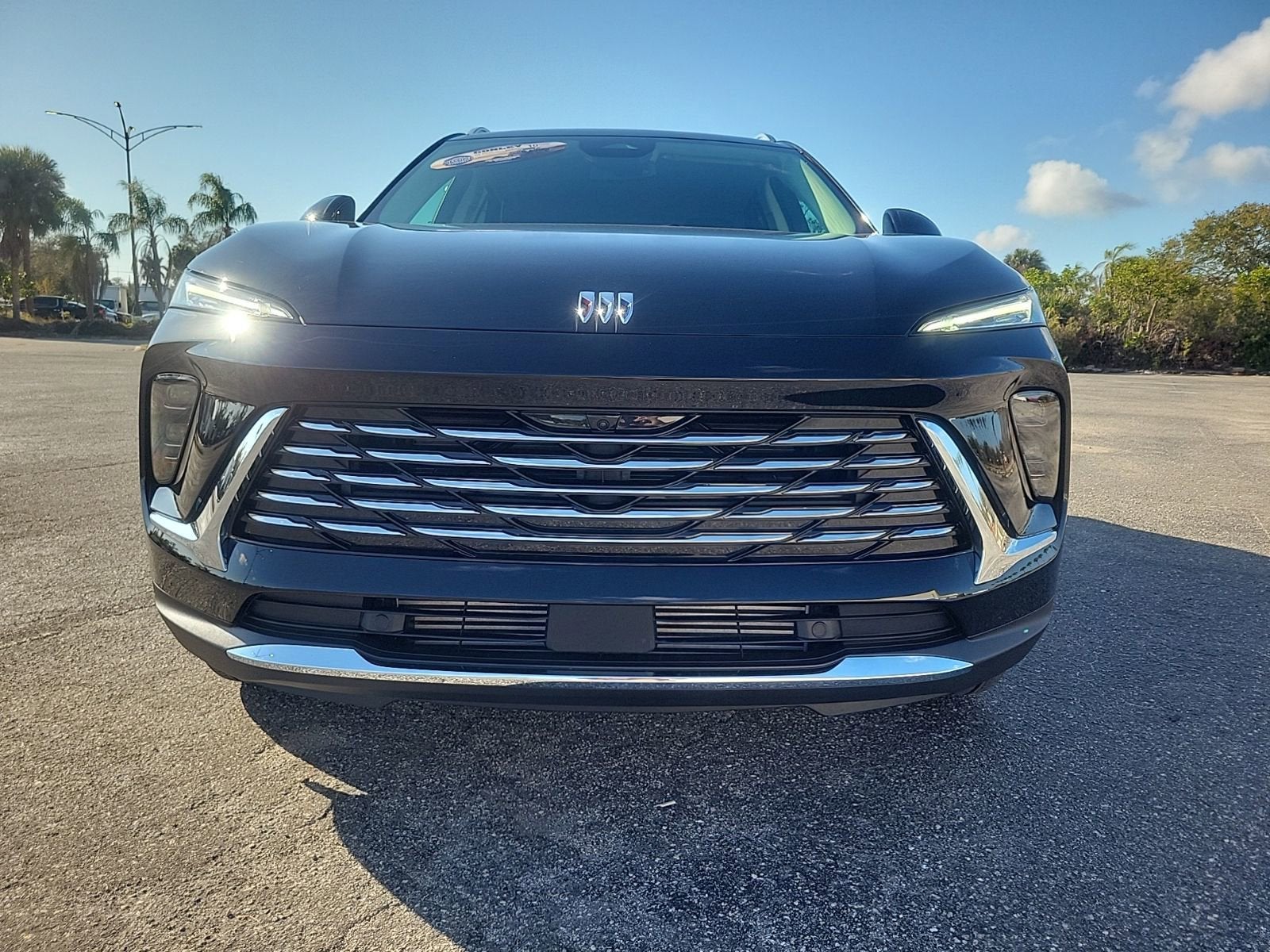 View vehicle photo 3