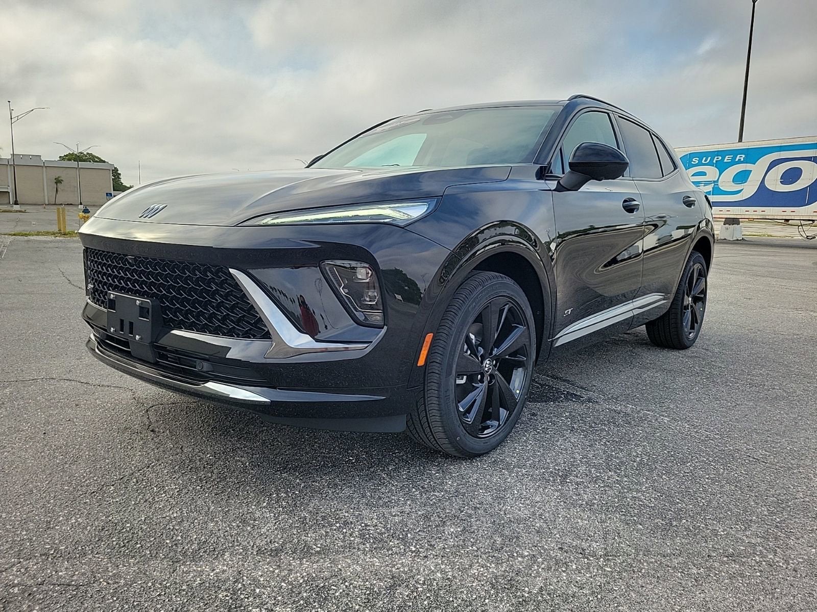 View vehicle photo 2