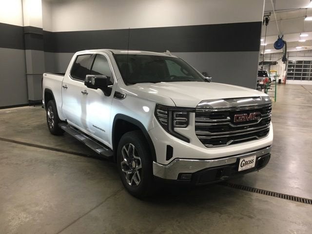 2026 GMC Sierra 1500 SLT Crew Cab 4WD