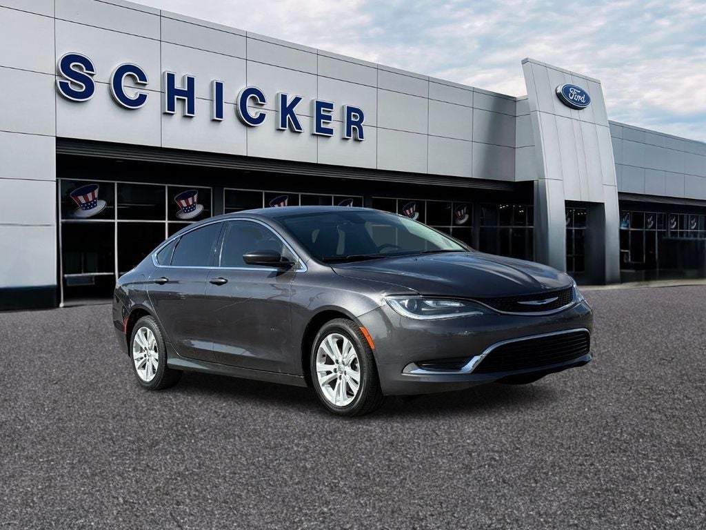 Gray (Granite Crystal Metallic Clearcoat) 2016 Chrysler 200 Sedan Front-Wheel Drive 9-Speed Automatic