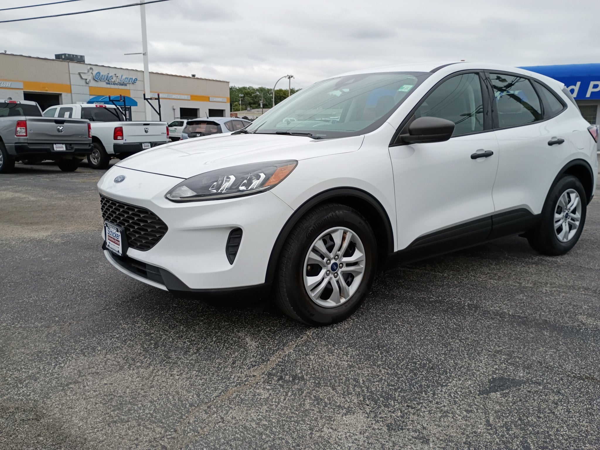 Oxford White 2021 Ford Escape SUV / Crossover Front-Wheel Drive 8-Speed Automatic