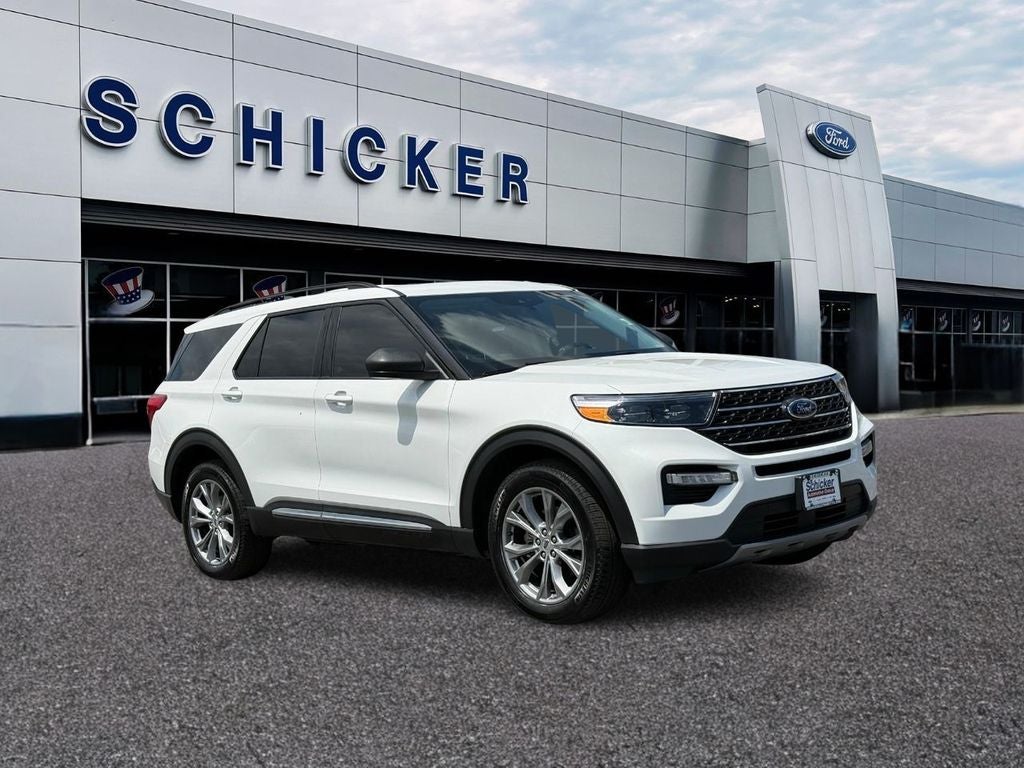 Star White Met Tri-Coat 2022 Ford Explorer SUV / Crossover All-Wheel Drive 10-Speed Automatic