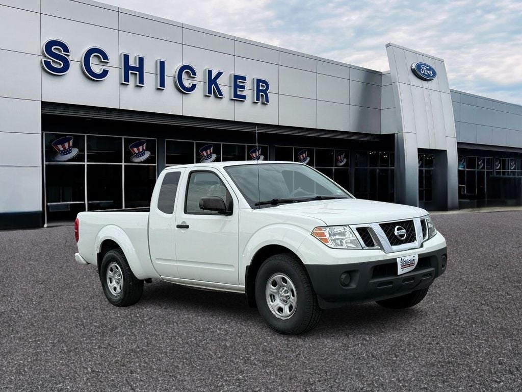 Glacier White 2020 Nissan Frontier Pickup Truck 4X2 9-Speed Automatic