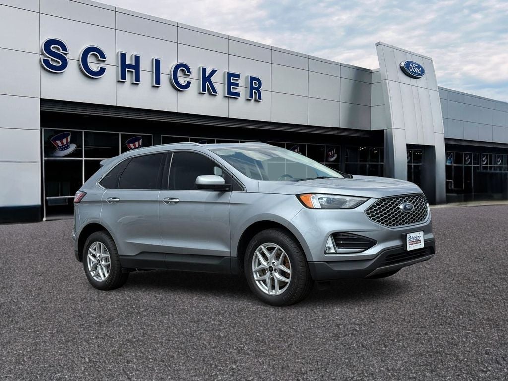 Iconic Silver Metallic 2024 Ford Edge SUV / Crossover All-Wheel Drive 8-Speed Automatic