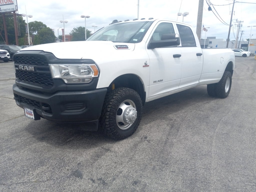 Bright White Clearcoat 2020 RAM 3500 Tradesman Crew Cab LB DRW 4WD Pickup Truck Four-Wheel Drive 6-Speed Automatic