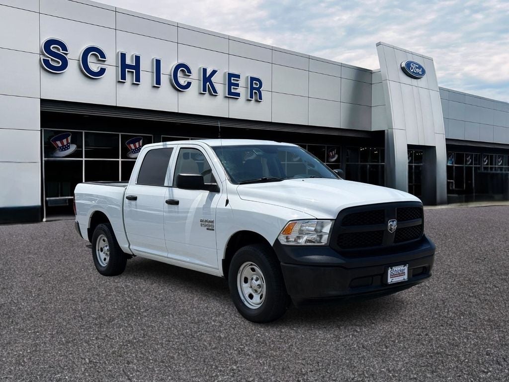 Bright White Clearcoat 2022 RAM 1500 Pickup Truck Four-Wheel Drive 8-Speed Automatic