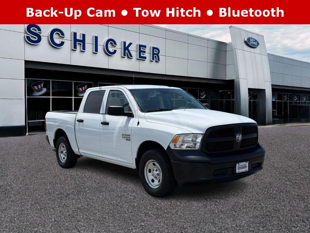 2022 RAM 1500 Classic Tradesman Crew Cab 4WD