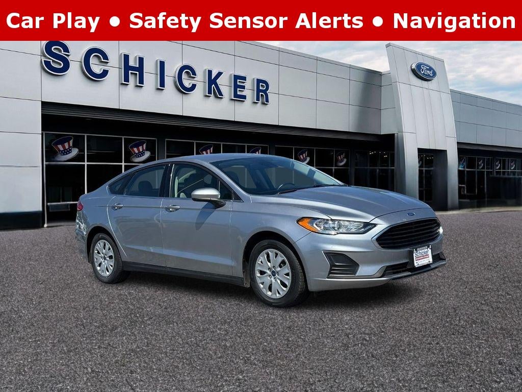 Iconic Silver Metallic 2020 Ford Fusion Sedan Front-Wheel Drive 6-Speed Automatic