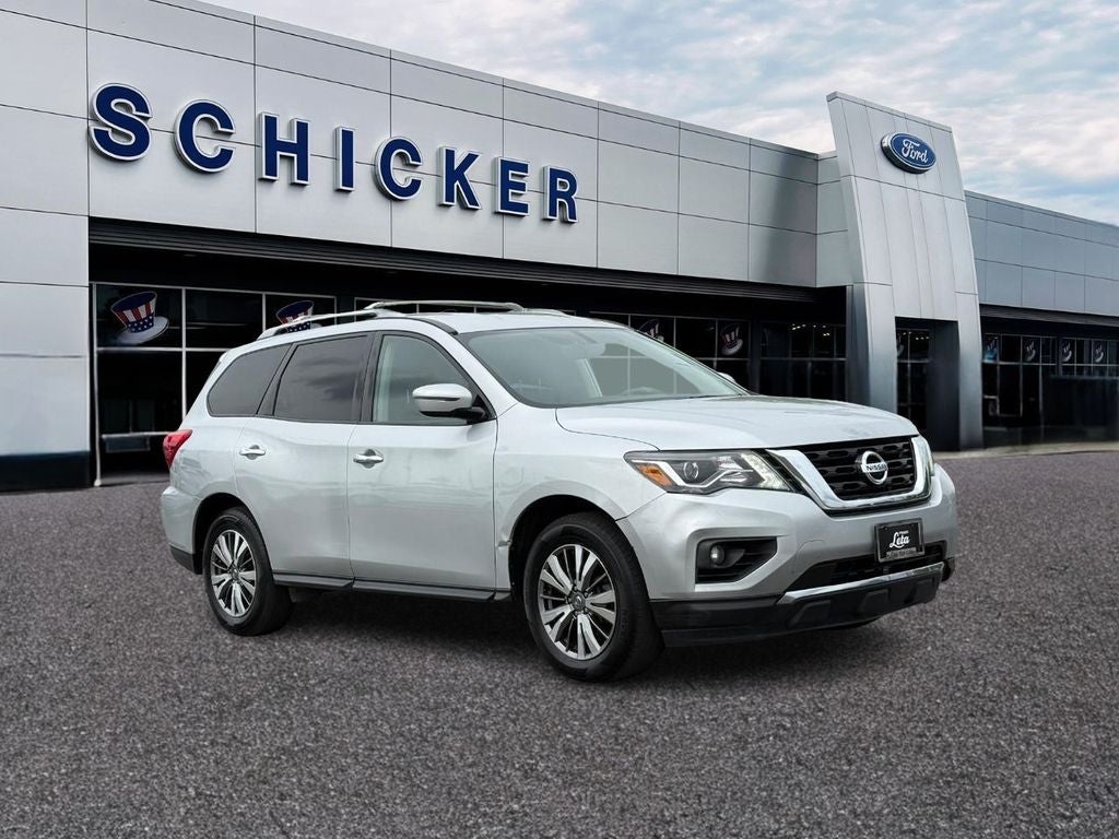 Brilliant Silver Metallic 2019 Nissan Pathfinder SUV / Crossover Four-Wheel Drive Continuously Variable Transmission