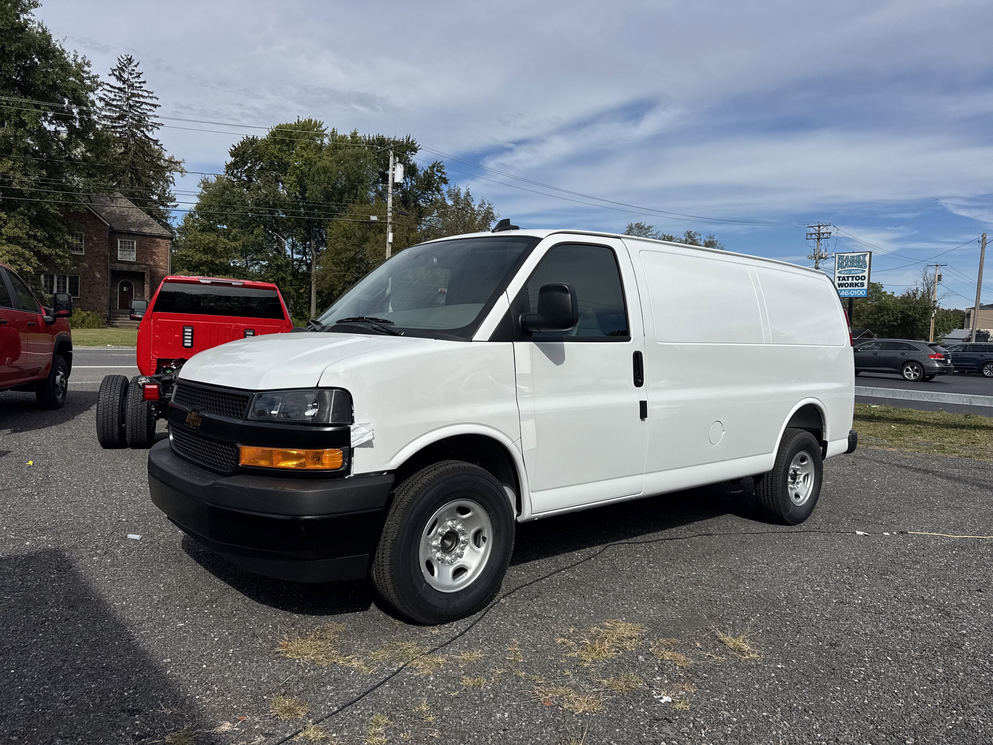 2025 Chevrolet Express Cargo 3500 RWD