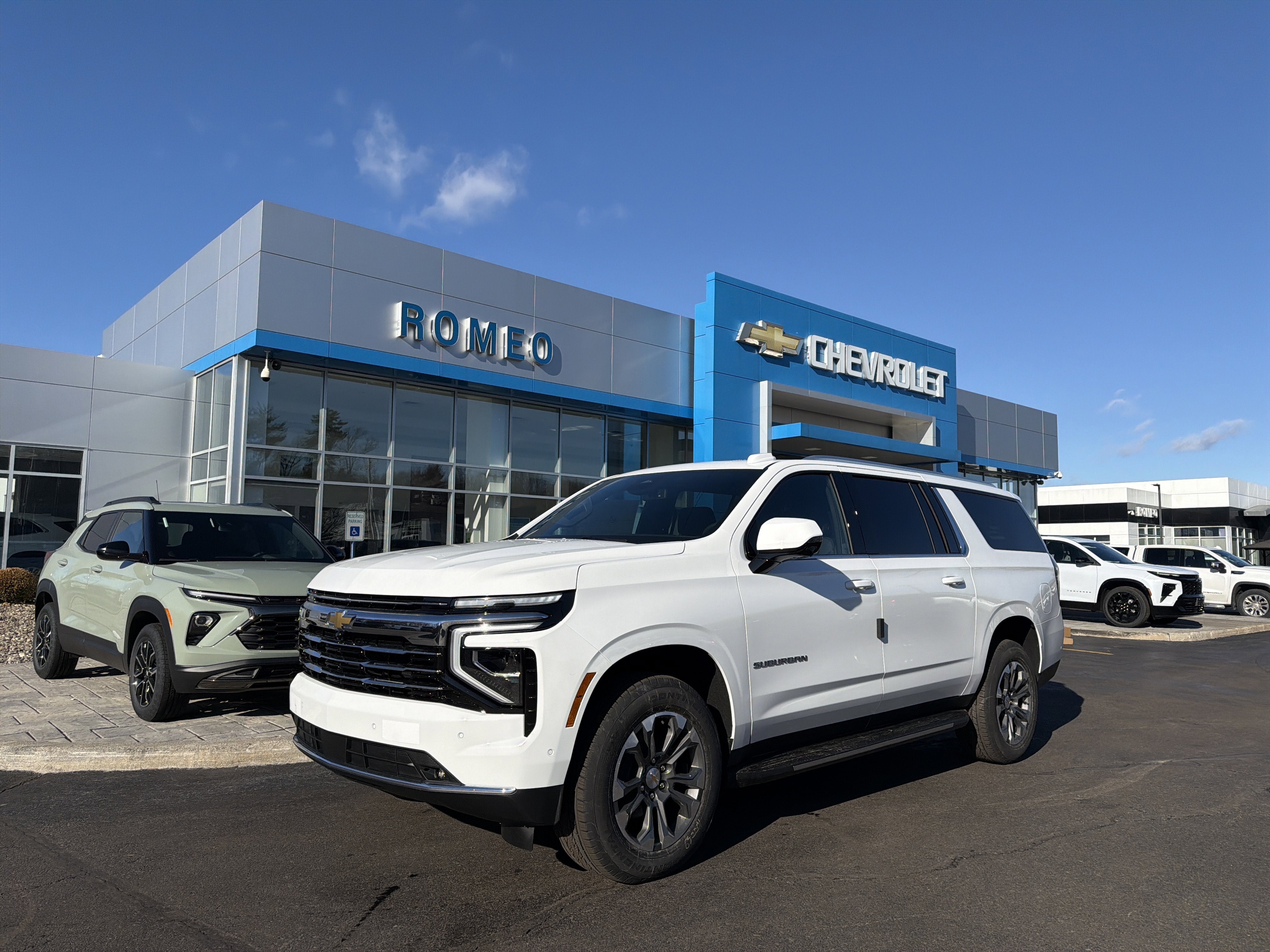 2026 Chevrolet Suburban LT 4WD