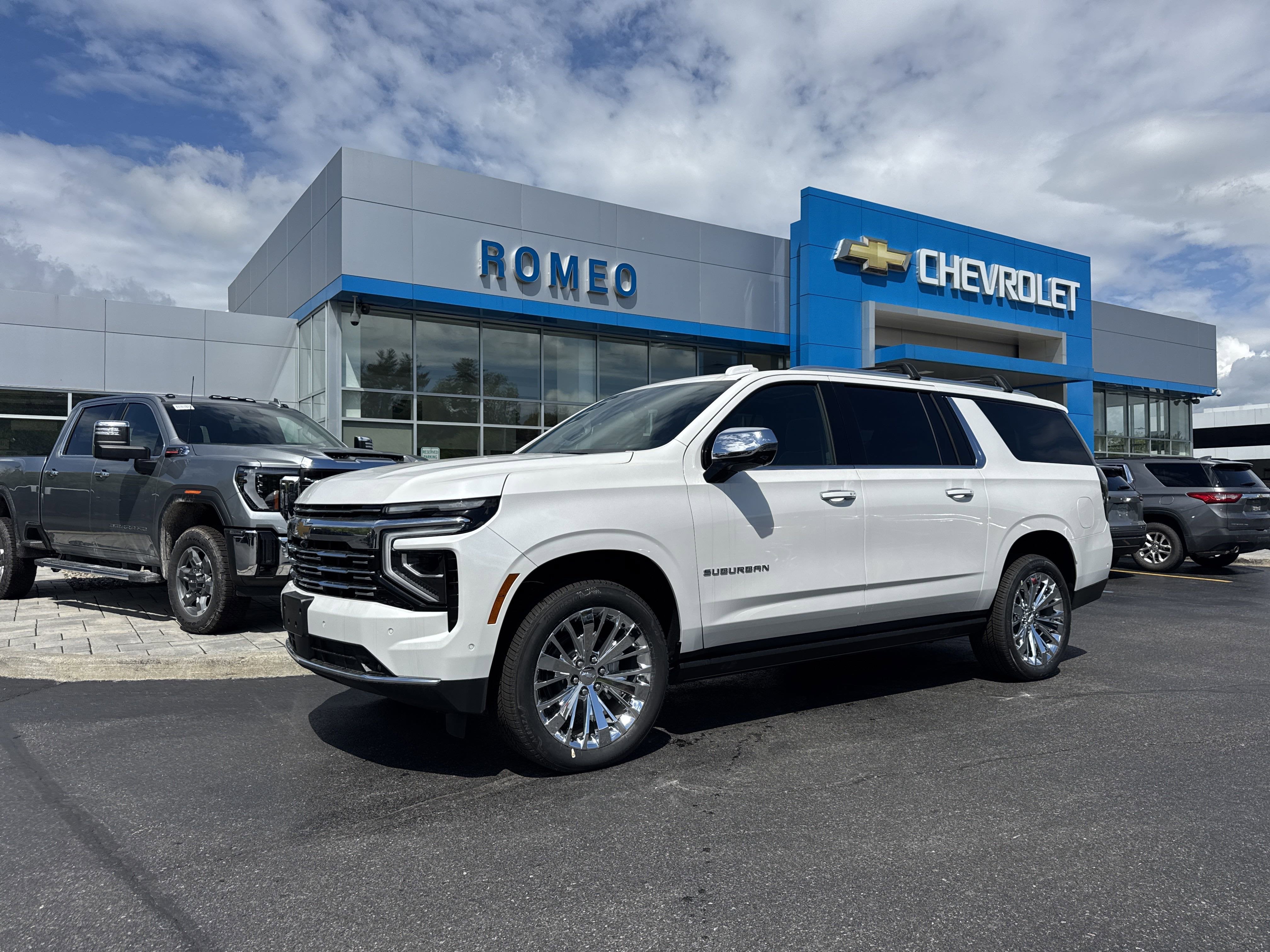 2025 Chevrolet Suburban Premier 4WD