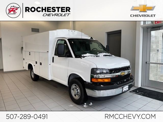 2026 Chevrolet Express Chassis 3500 Cutaway 139