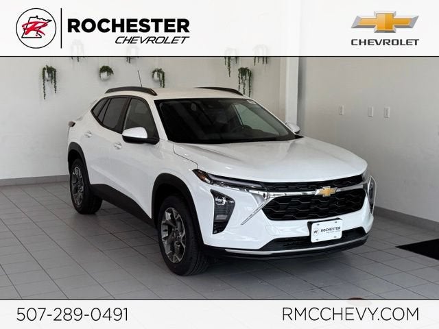 Summit White 2026 Chevrolet Trax SUV / Crossover Front-Wheel Drive Automatic