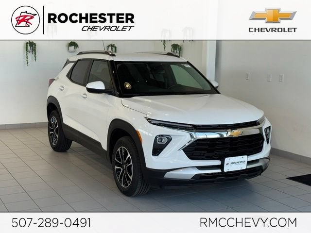 Summit White 2026 Chevrolet Trailblazer SUV / Crossover Four-Wheel Drive Automatic