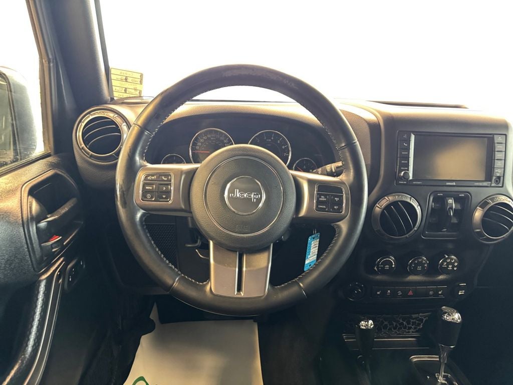 Used 2018 Rhino Clearcoat Jeep Sahara image 13