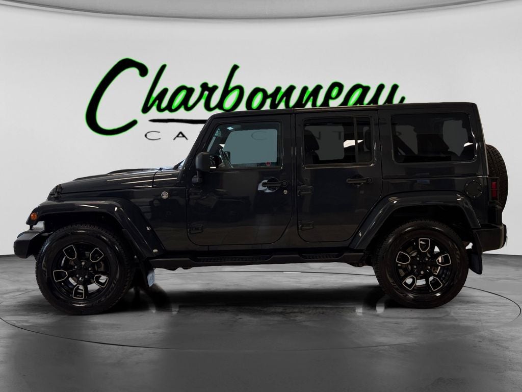 Used 2018 Rhino Clearcoat Jeep Sahara image 2
