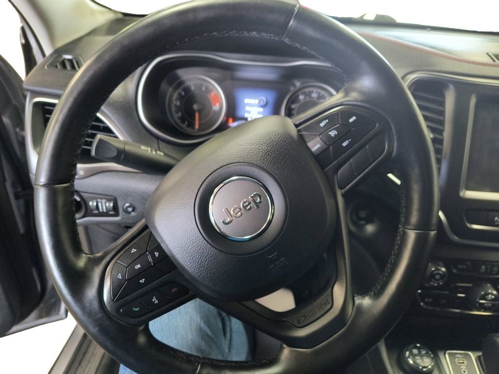 Used 2020 Billet Silver Metallic Clearcoat Jeep Trailhawk Elite 4x4 image 13