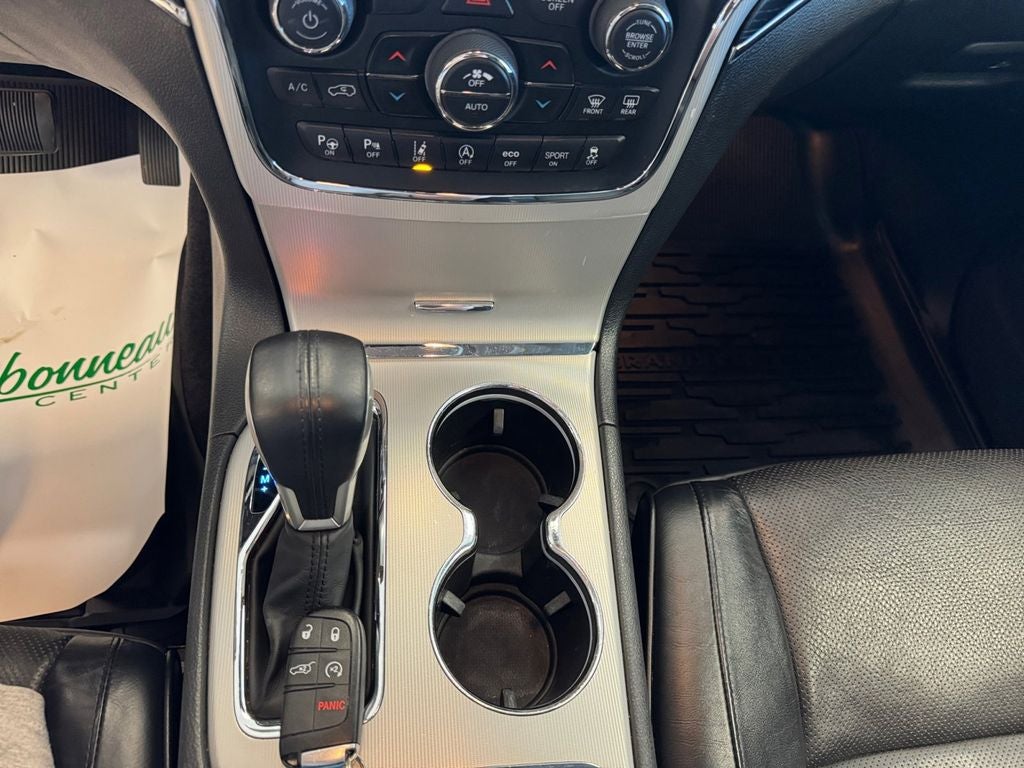 Used 2018 Bright White Clearcoat Jeep Summit 4x4 image 15