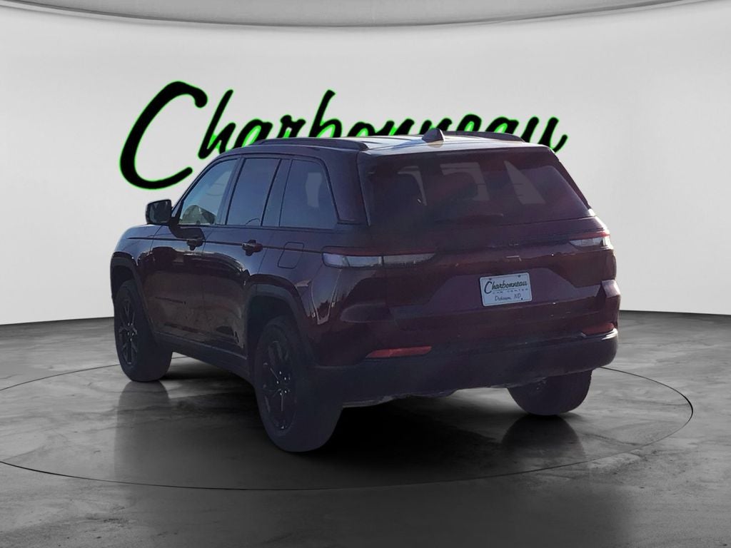 New 2025 Velvet Red Pearl-Coat Exterior Paint Jeep GRAND CHEROKEE ALTITUDE X 4X4 image 3