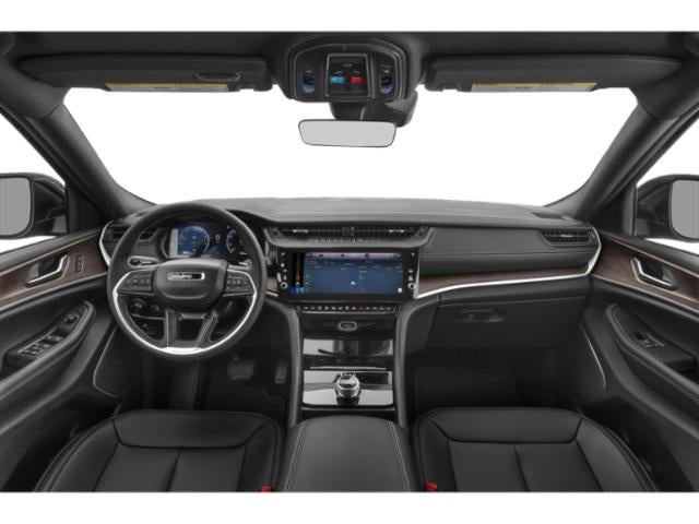 New 2027 Bright White Clearcoat Jeep Laredo Altitude image 7