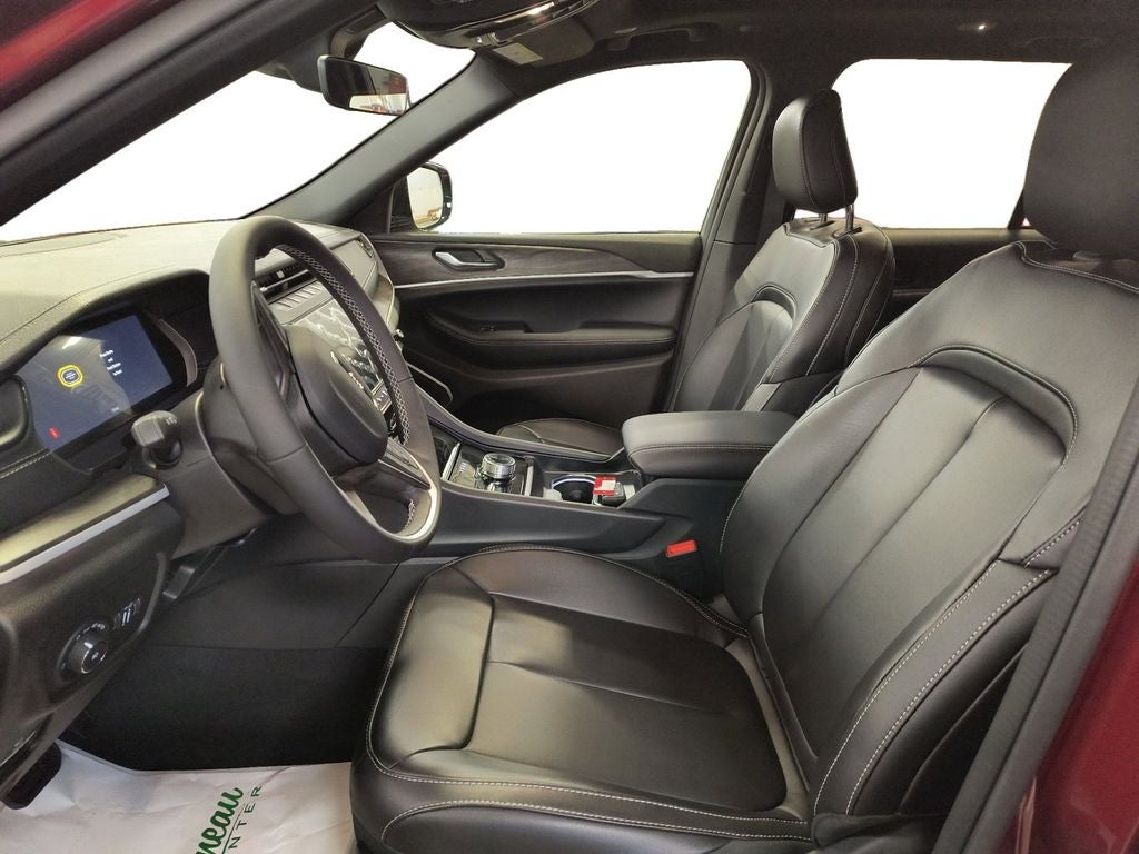 New 2026 Velvet Red Pearl-Coat Exterior Paint Jeep GRAND CHEROKEE LIMITED 4X4 image 10