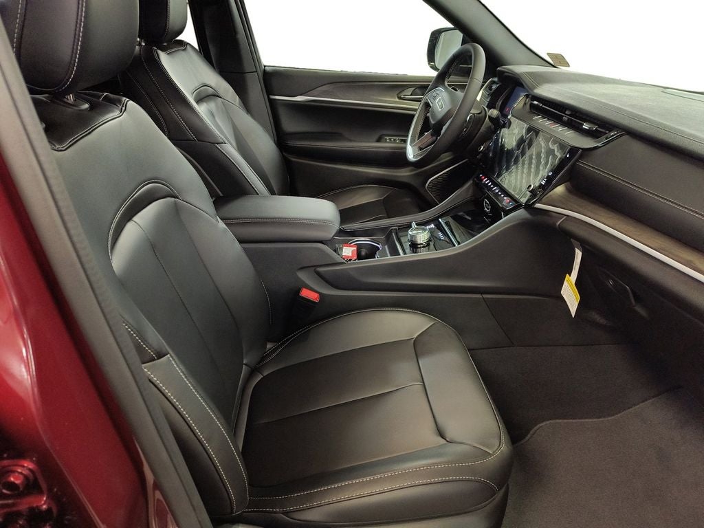 New 2026 Velvet Red Pearl-Coat Exterior Paint Jeep GRAND CHEROKEE LIMITED 4X4 image 17