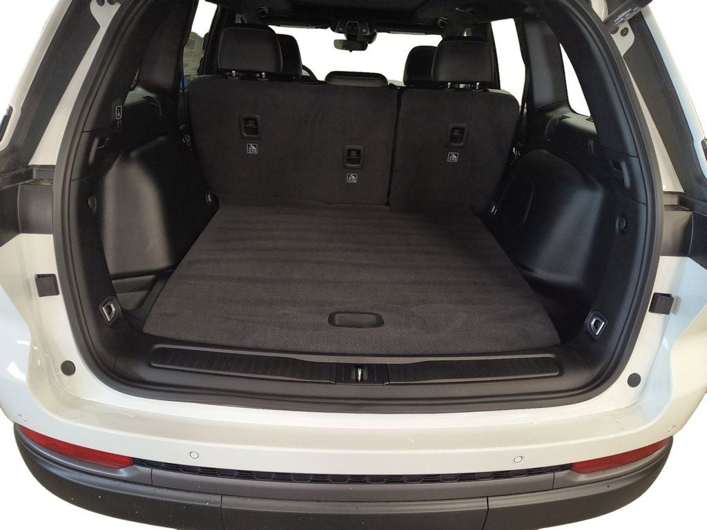 New 2026 Bright White Clear-Coat Exterior Paint Jeep GRAND CHEROKEE LIMITED 4X4 image 19