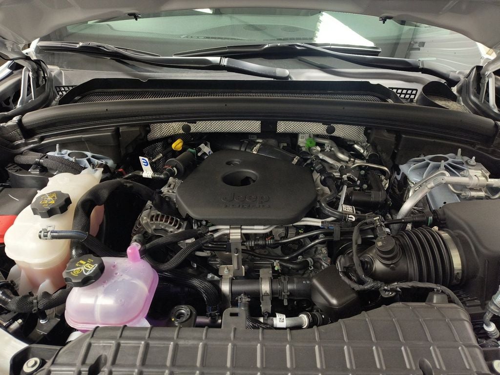 New 2026 Bright White Clear-Coat Exterior Paint Jeep GRAND CHEROKEE LIMITED 4X4 image 20