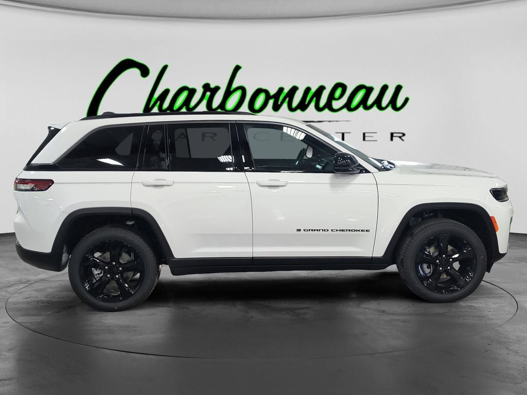 New 2026 Bright White Clear-Coat Exterior Paint Jeep GRAND CHEROKEE LIMITED 4X4 image 6