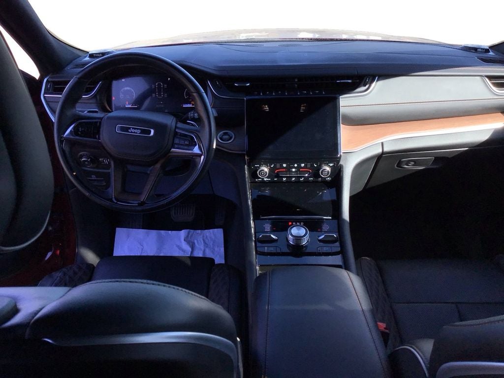 Used 2022 Velvet Red Pearlcoat Jeep Summit 4x4 image 12