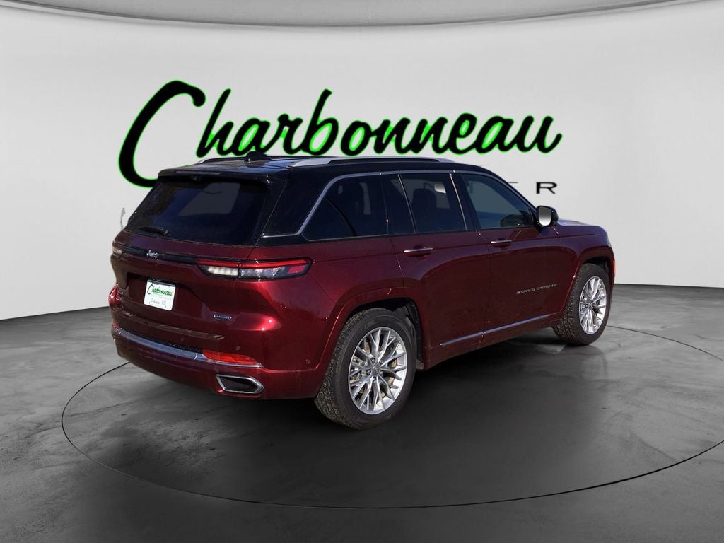 Used 2022 Velvet Red Pearlcoat Jeep Summit 4x4 image 5