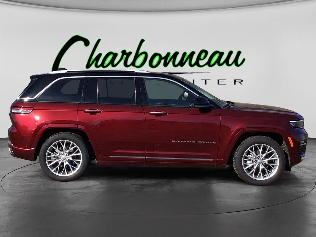 Used 2022 Velvet Red Pearlcoat Jeep Summit 4x4 image 6