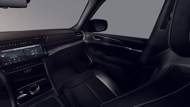 New 2026 Diamond Black Crystal Pearl-Coat Exterior Paint Jeep GRAND CHEROKEE L LIMITED RESERVE 4X4 image 7