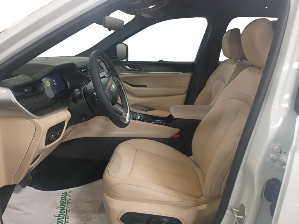 New 2027 Bright White Clearcoat Jeep Limited image 10