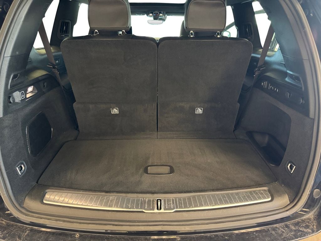 Used 2023 Midnight Sky Jeep Overland 4x4 image 19