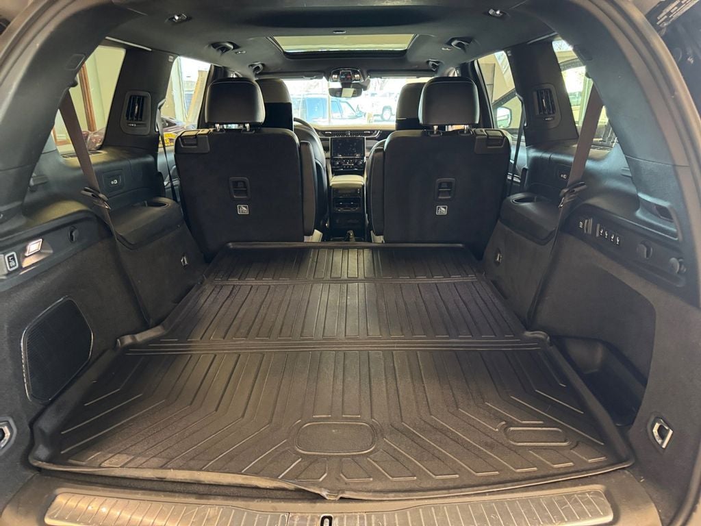 Used 2023 Midnight Sky Jeep Overland 4x4 image 21