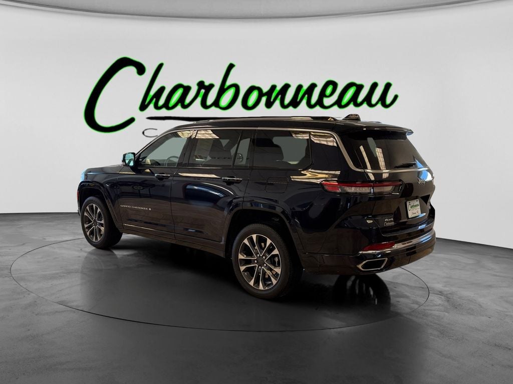 Used 2023 Midnight Sky Jeep Overland 4x4 image 3