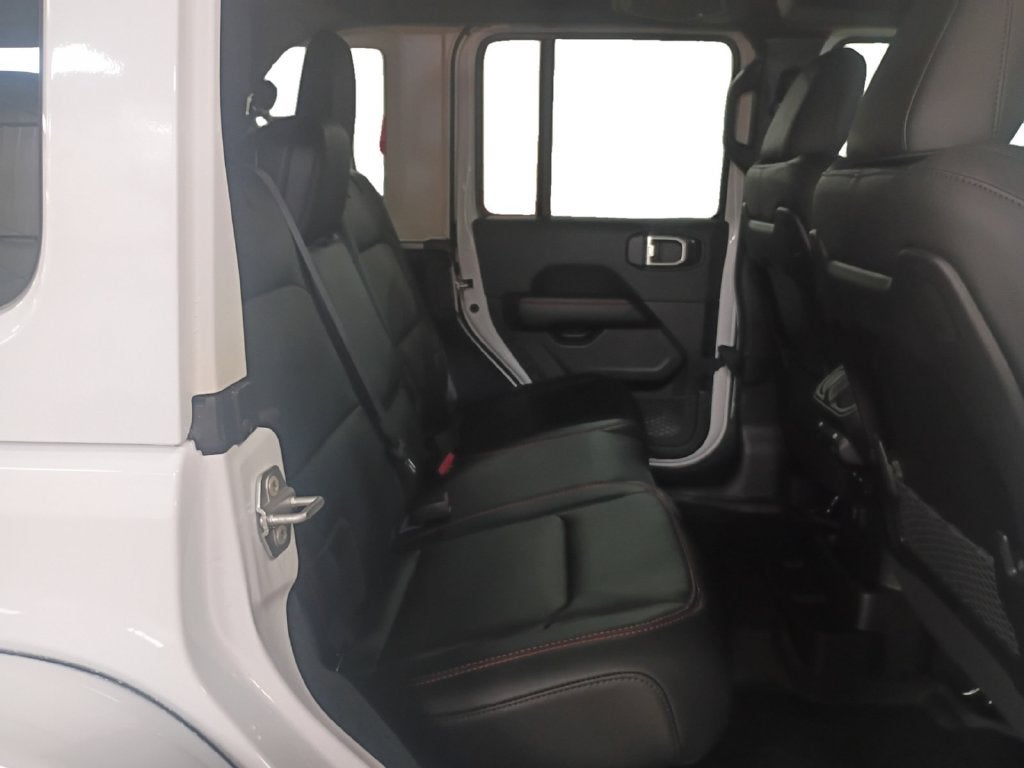 New 2027 Bright White Clearcoat Jeep Rubicon image 18